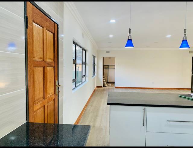 3 BEDROOM HOUSE FOR SALE IN HEIDELBERG CENTRAL